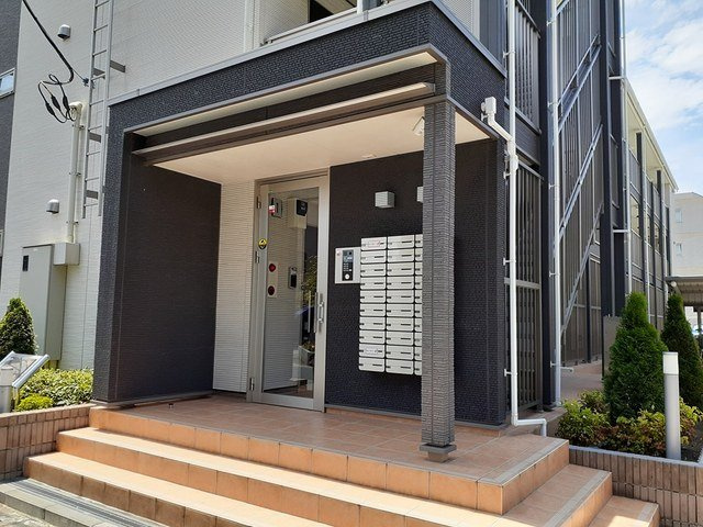 アンジュ　バランスのエントランス