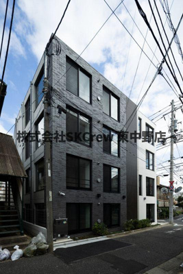 【エントランス】 | SOU明大前 