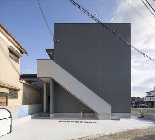 エクル中芝町の外観