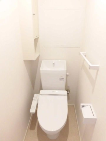 【トイレ】 | ビオーラ　マルマキ | トイレです