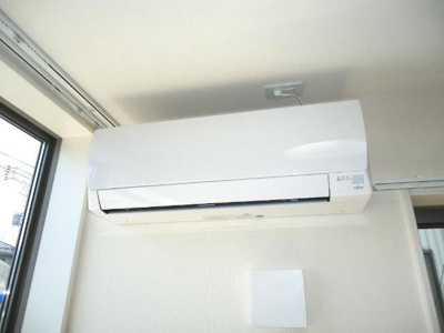 【設備】 | ファミーユ | エアコン