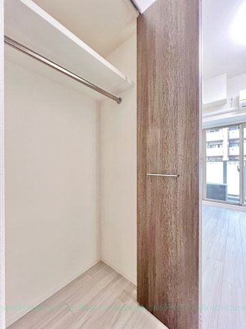 プレサンス名駅南エディフィスの収納