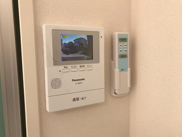 フルーヴの内装|カメラ付インターホン