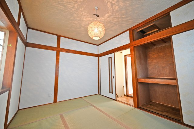 大阪市淀川区田川北1丁目中古一戸建て│4DK＋駐車1台可の和室|和室ならではの使い勝手の良さがあり、来客対応やお子様の遊び場など幅広く活用できます。