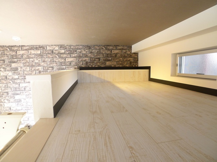 Grand Studio 桜丘の洋室