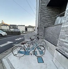 ＫＬＥＩＳ日進の駐車場