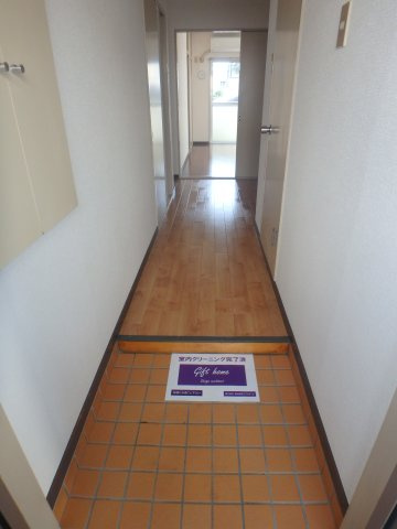 セピア鶴ヶ島の玄関|退去前の為同タイプ別部屋の写真となります