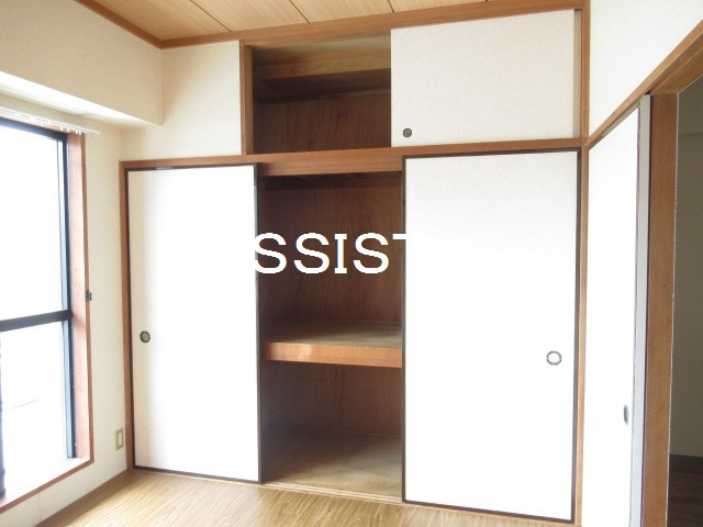 ロイヤルハイツ橋本マンションの収納