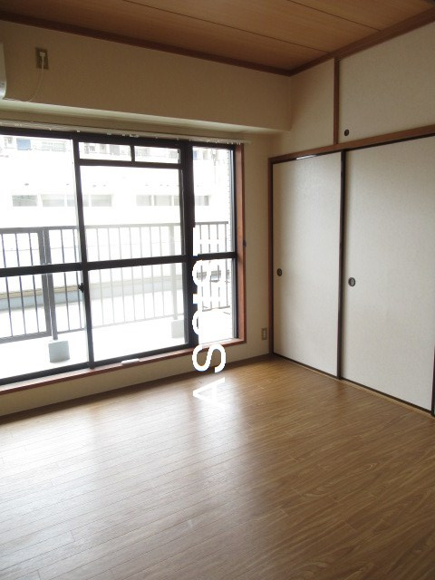 ロイヤルハイツ橋本マンションの内装