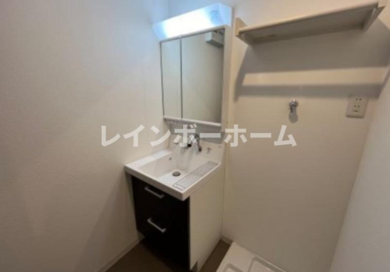 ジーメゾン西大宮ソリナの独立洗面台|※同仕様施工