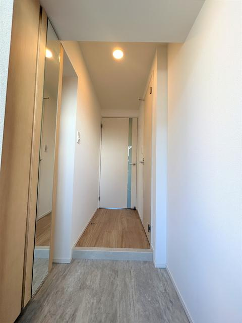 ルネフラッツ新小岩の玄関