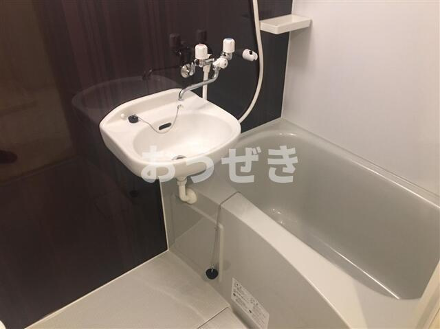 シュガール戸部本町の浴室
