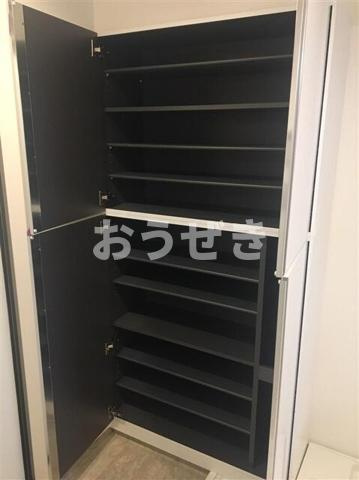 シュガール戸部本町の収納