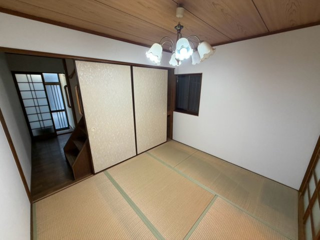 寝屋川市御幸東町ハウスの和室