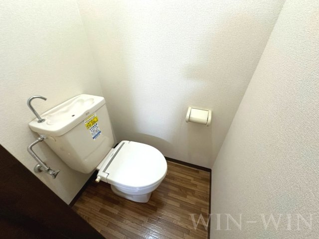 ファミール東のトイレ|イメージ（同建物内別部屋の写真です）
