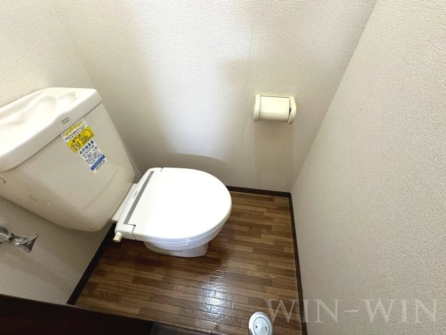 ファミール東のトイレ|イメージ（同建物内別部屋の写真です）