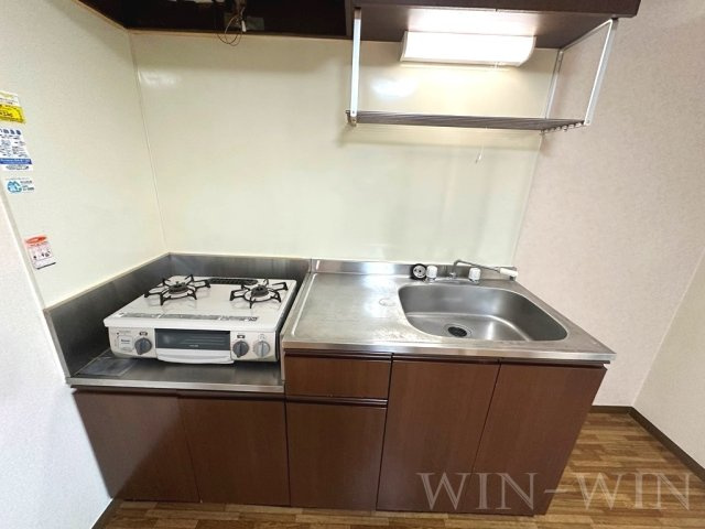 ファミール東のキッチン|イメージ（同建物内別部屋の写真です）