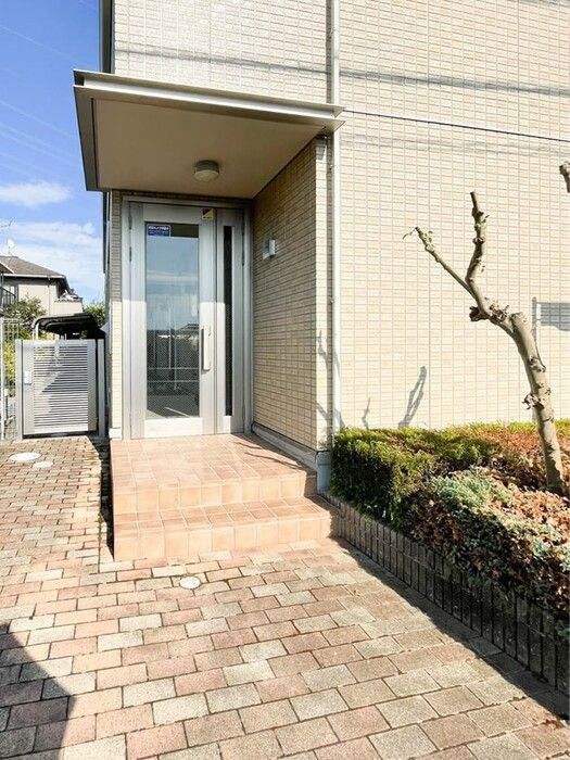 コンフォート東小金井のエントランス