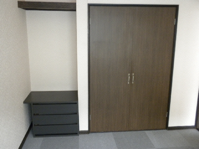 K＆KコーポラスB棟の洋室