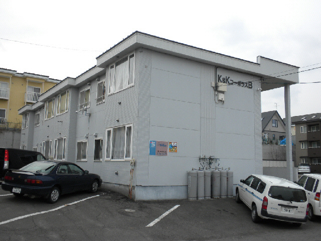 K＆KコーポラスB棟の外観