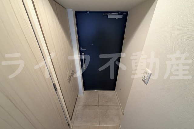 S-RESIDENCE緑橋駅前の玄関