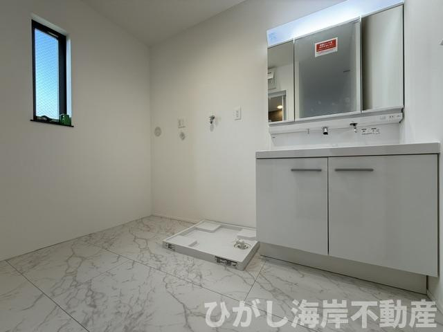 茅ヶ崎市西久保　新築戸建　全４棟の脱衣所|脱衣スペース