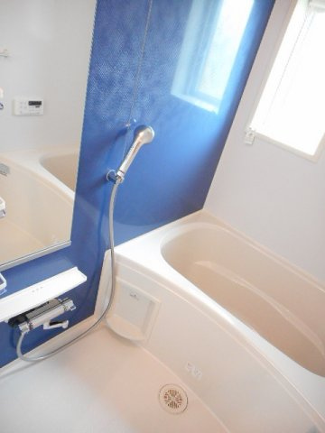 グランデュールの浴室|コンパクトで使いやすいお風呂です