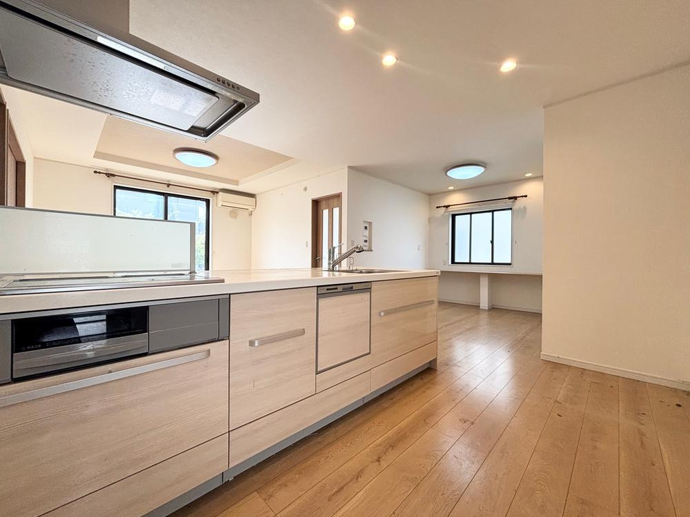 小山市東城南　中古戸建　敷地79.66坪のキッチン