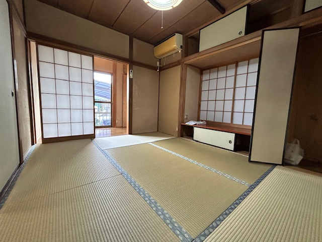 東川島町中古戸建ての和室|1階