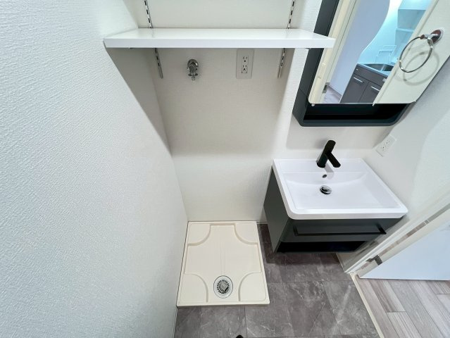 セレニテ南堀江エクラの洗面所