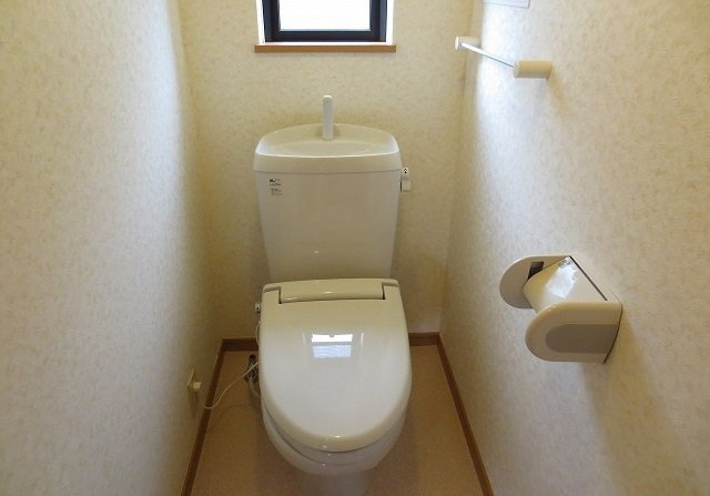 清潔感のあるトイレです