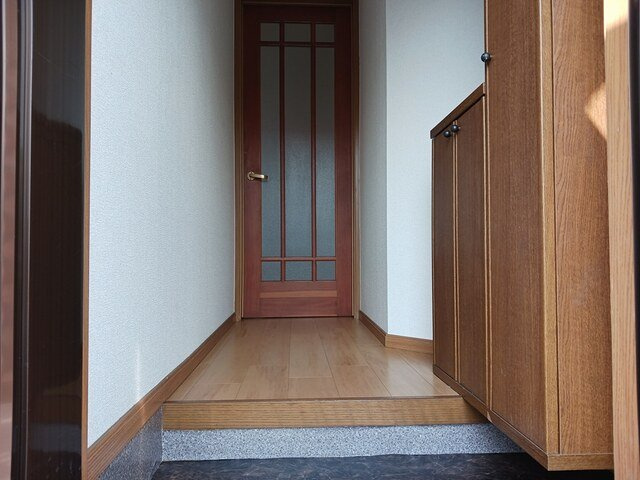 落ち着いた玄関です