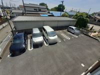 駐車スペースもあります