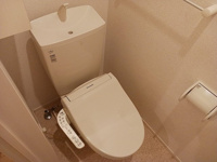 ゆったりとした空間のトイレです