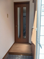 シンプルで使いやすい玄関です