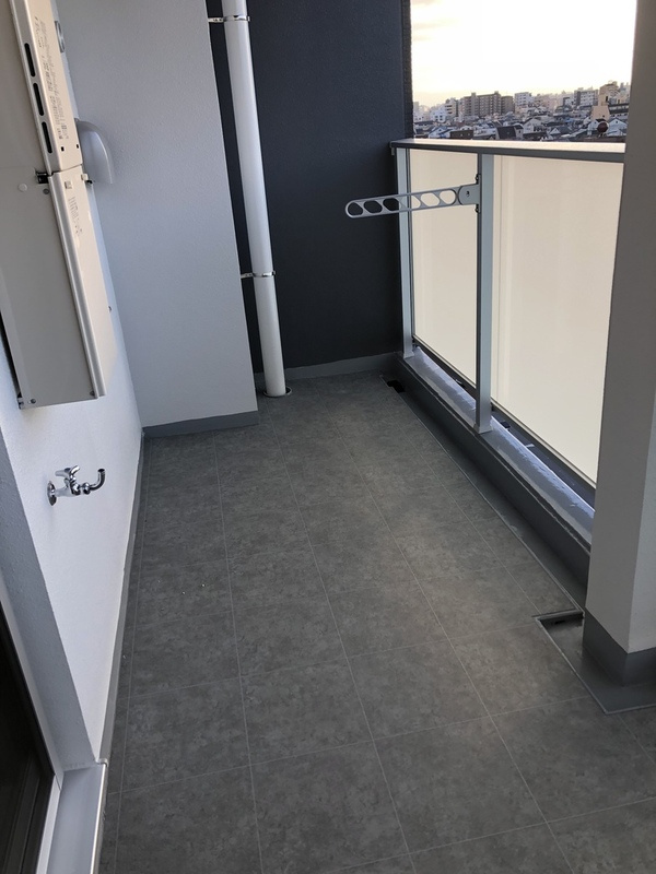 グランマーレ小路駅前のバルコニー