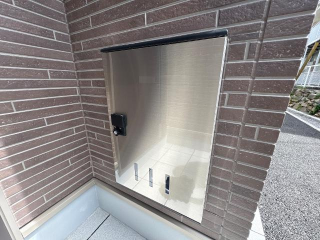 グランディール戸坂のその他|宅配ボックス