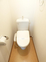 コンパクトで使いやすいトイレです