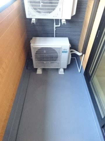 外からの目が気にならないバルコニーで洗濯物が干せます