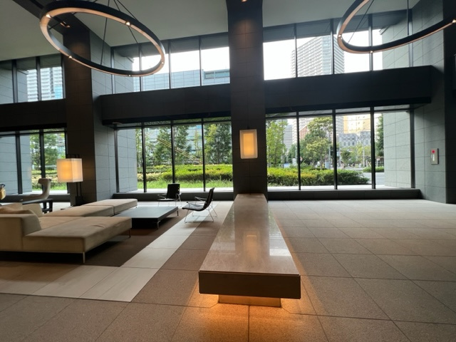 【エントランス】