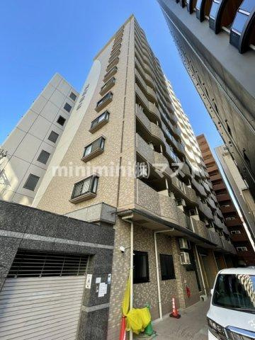 ローズコーポ本町の外観