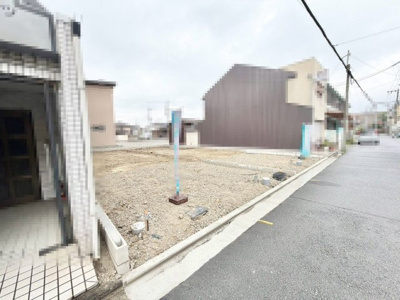 【外観】 | 昭和通２丁　新築分譲住宅 | 【浴室暖房乾燥機付】一坪以上の浴室でのびのび一日の疲れを癒して下さいね！浴室に窓が付いているので、換気ができて湿気やカビ防止になりますよ♪