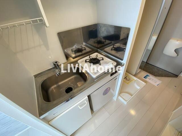 目黒区目黒本町５丁目のアパートのキッチン|同シリーズの参考写真です。実際の設備・内装は現況を優先とさせていただきます。