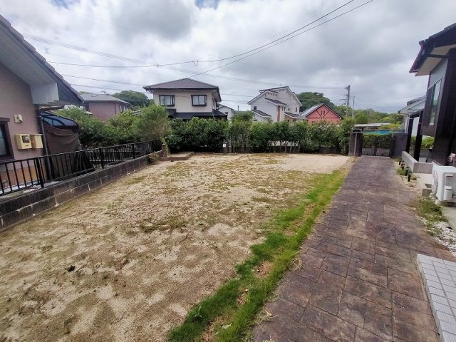大潟町美崎が丘戸建の庭