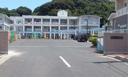 大潟町美崎が丘戸建の周辺|日野中学校