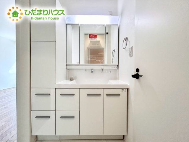 上尾市原市0631①　新築戸建　01の独立洗面台