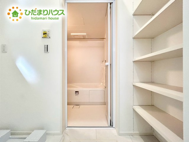 上尾市原市0631①　新築戸建　01の収納