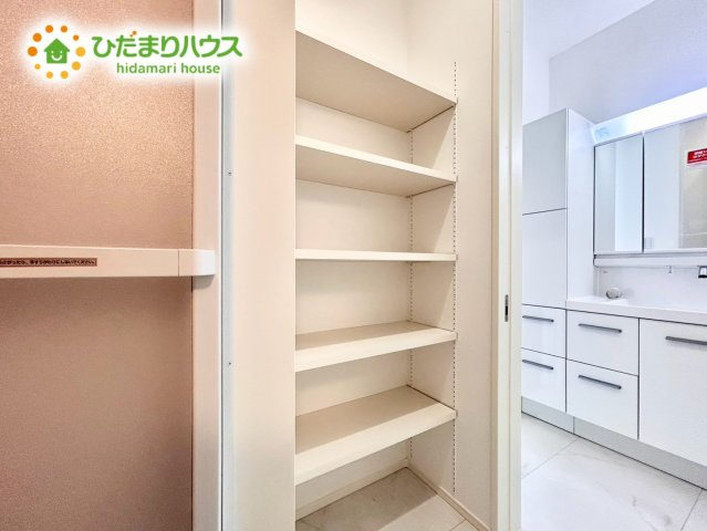 上尾市原市0631①　新築戸建　01の収納