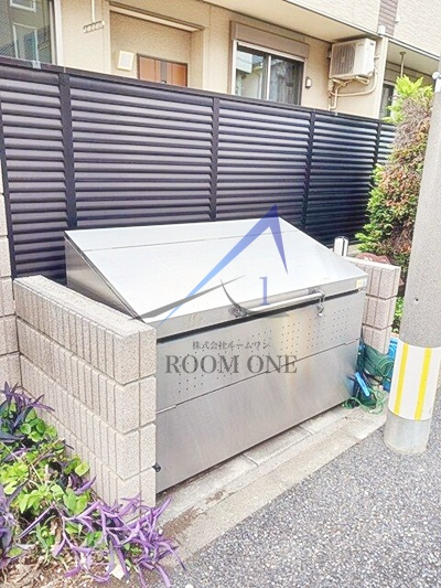 プリムローズのその他共用部分|敷地内ゴミ置き場です。