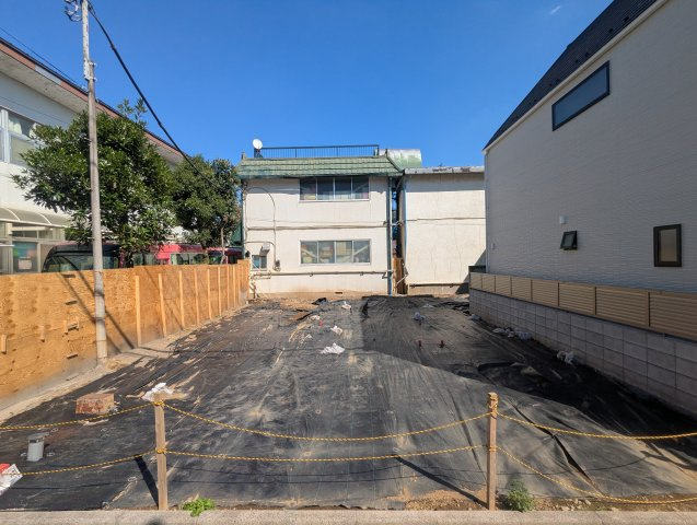 中野区野方5丁目　建築条件無し売地　全2区画の外観|2026.10.08撮影

現地ご見学希望・資料請求などお気軽にお問い合わせ下さい！
03-5990-5201